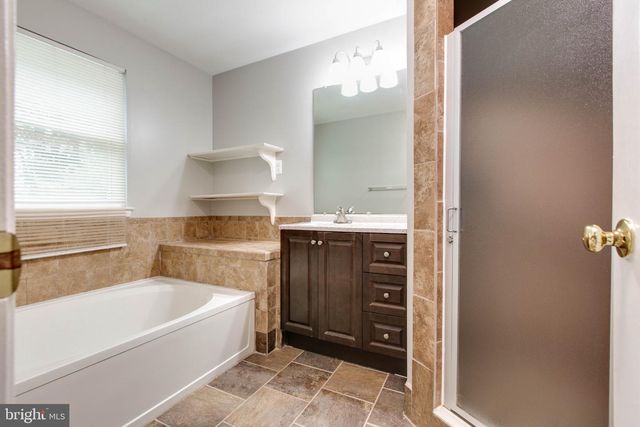 7717 HEATHERSIDE LN, Ellicott City, MD 21043