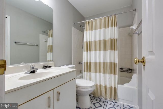 7717 HEATHERSIDE LN, Ellicott City, MD 21043