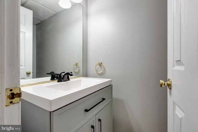 7717 HEATHERSIDE LN, Ellicott City, MD 21043
