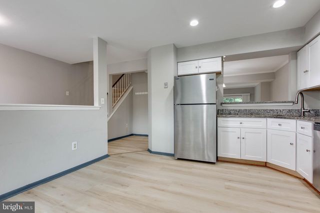 7717 HEATHERSIDE LN, Ellicott City, MD 21043