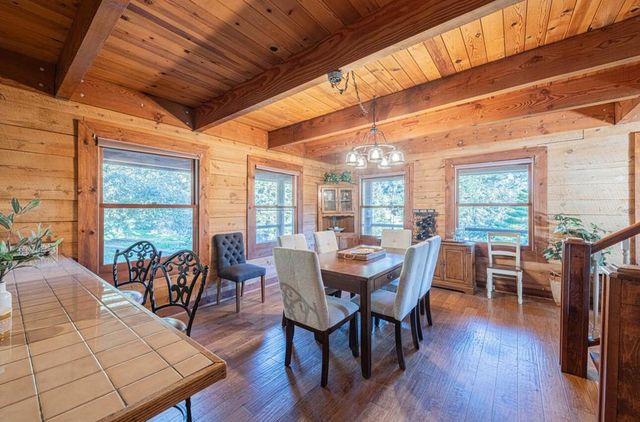 5820 Briarcliff Terrace, Royal Oaks, CA 95076