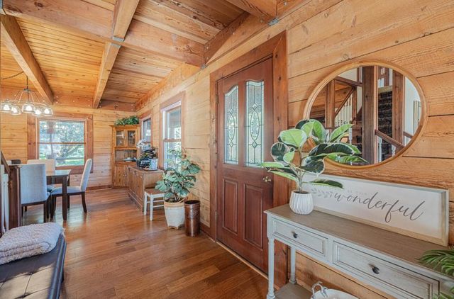 5820 Briarcliff Terrace, Royal Oaks, CA 95076