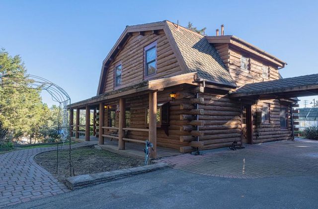 5820 Briarcliff Terrace, Royal Oaks, CA 95076