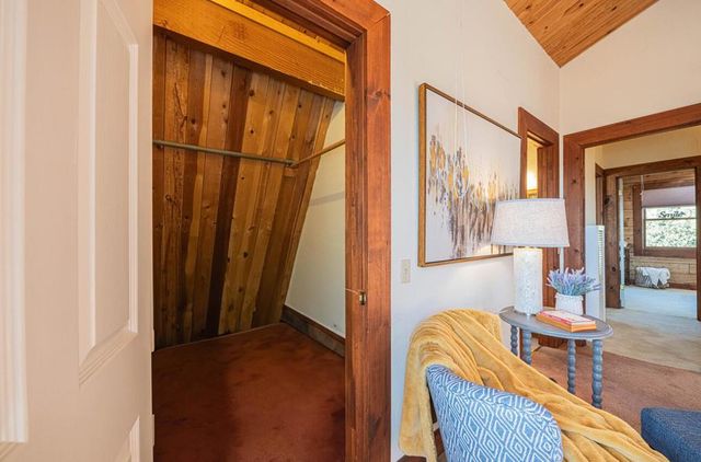 5820 Briarcliff Terrace, Royal Oaks, CA 95076