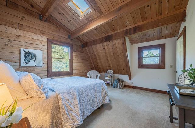 5820 Briarcliff Terrace, Royal Oaks, CA 95076