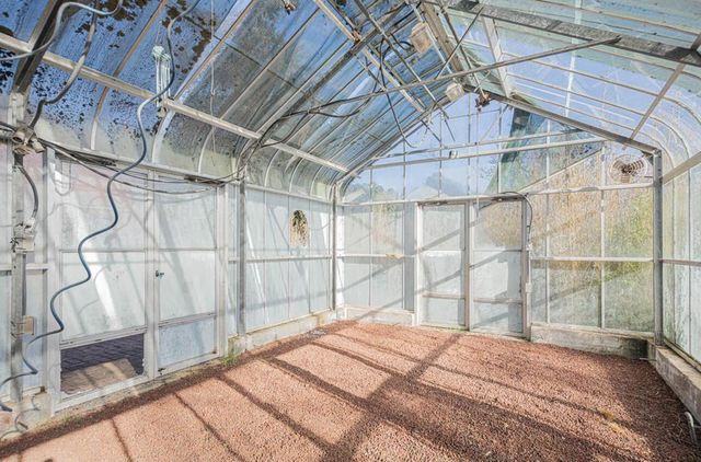 5820 Briarcliff Terrace, Royal Oaks, CA 95076