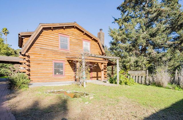 5820 Briarcliff Terrace, Royal Oaks, CA 95076