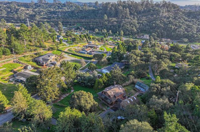 5820 Briarcliff Terrace, Royal Oaks, CA 95076