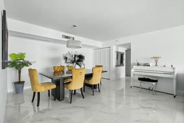 19195 NE 36th Ct 2302, Aventura, FL 33180