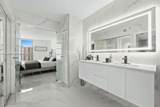 19195 NE 36th Ct 2302, Aventura, FL 33180