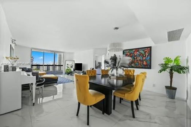 19195 NE 36th Ct 2302, Aventura, FL 33180