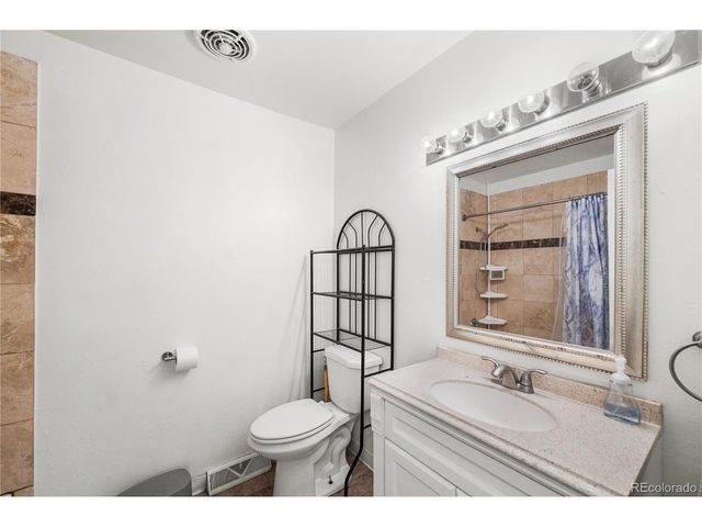 12445 E 6th Pl, Aurora, CO 80011