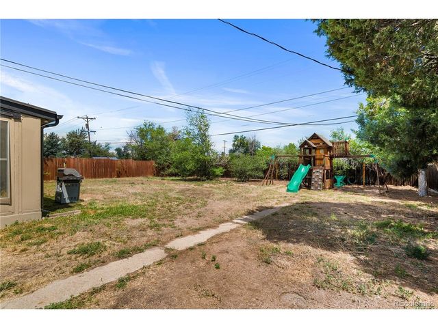12445 E 6th Pl, Aurora, CO 80011