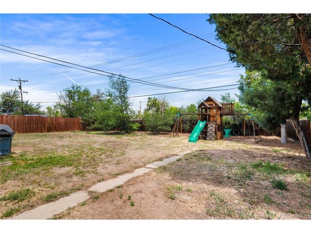 12445 E 6th Pl, Aurora, CO 80011