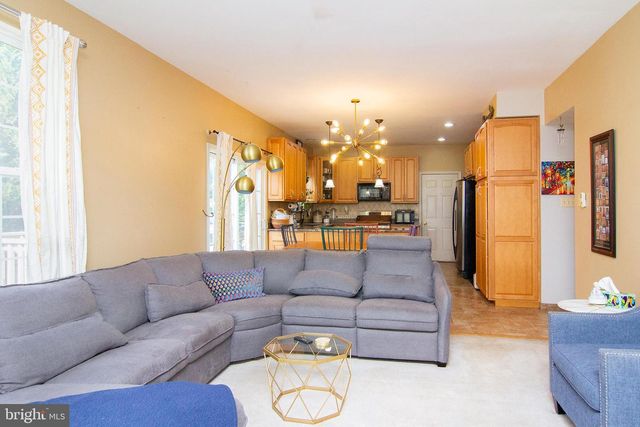 4022 HERDSMAN DR, Hampstead, MD 21074