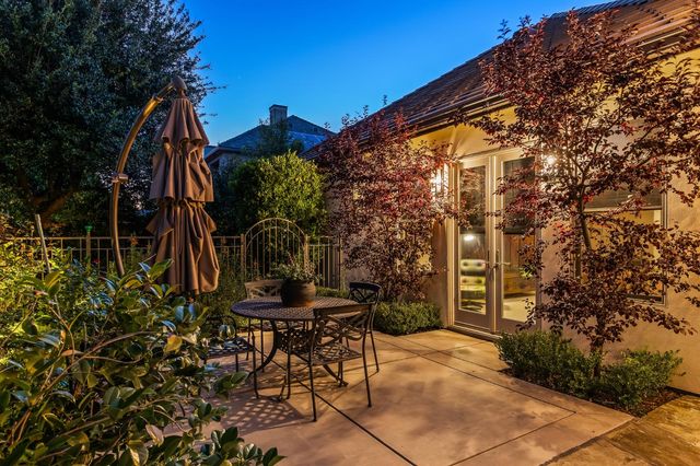 2435 E Tennyson Place, Fresno, CA 93730