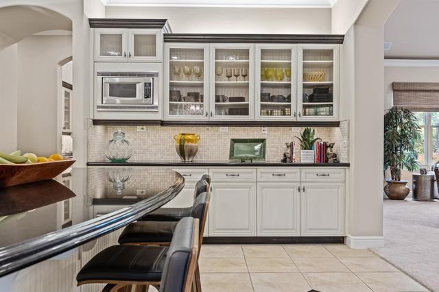 2435 E Tennyson Place, Fresno, CA 93730