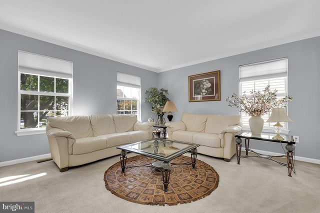 8 MADRIGAL CT, Germantown, MD 20876