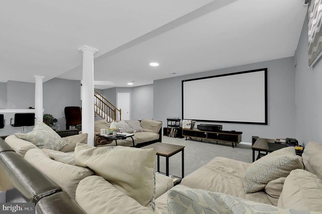 8 MADRIGAL CT, Germantown, MD 20876