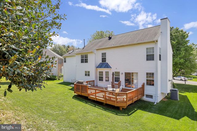 8 MADRIGAL CT, Germantown, MD 20876