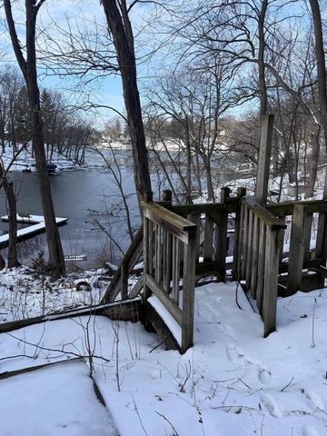 W347S10137 Upper Clarks Park ROAD, Eagle, WI 53119