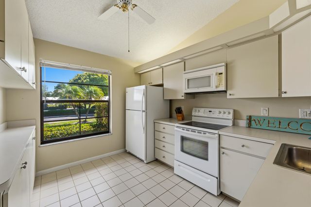 7873 SE Sugar Sand Circle, Hobe Sound, FL 33455