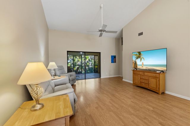 7873 SE Sugar Sand Circle, Hobe Sound, FL 33455