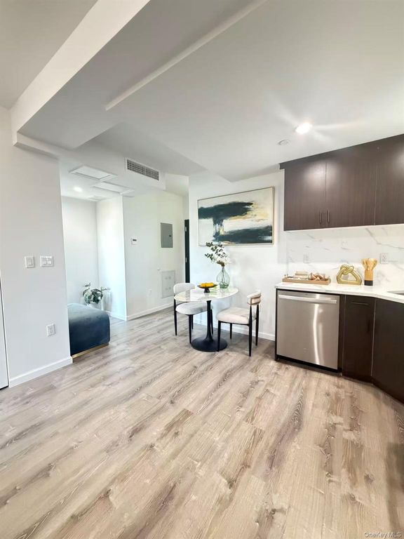 97-30 64th Avenue 7A, Rego Park, NY 11374 — photo 4