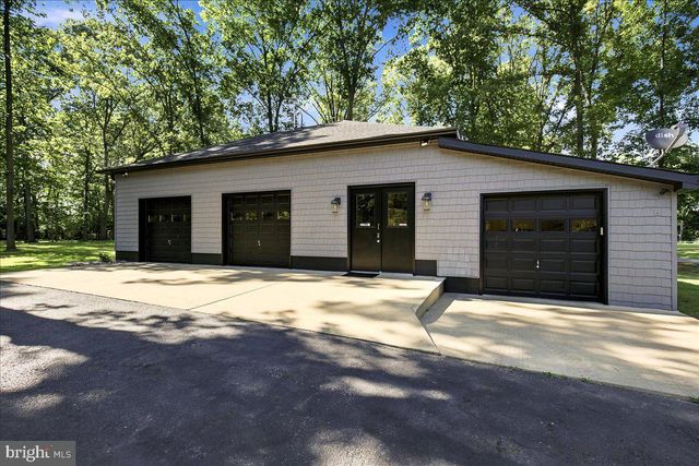 7785 SWAN LN, Owings, MD 20736