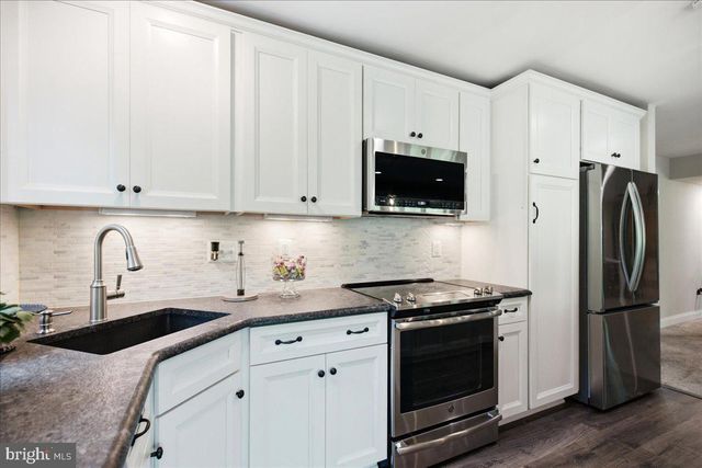 7785 SWAN LN, Owings, MD 20736