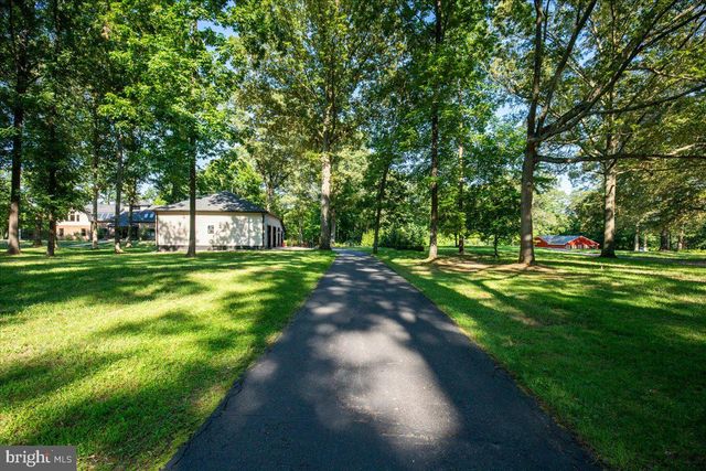 7785 SWAN LN, Owings, MD 20736