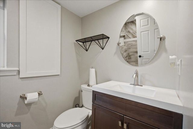 7785 SWAN LN, Owings, MD 20736