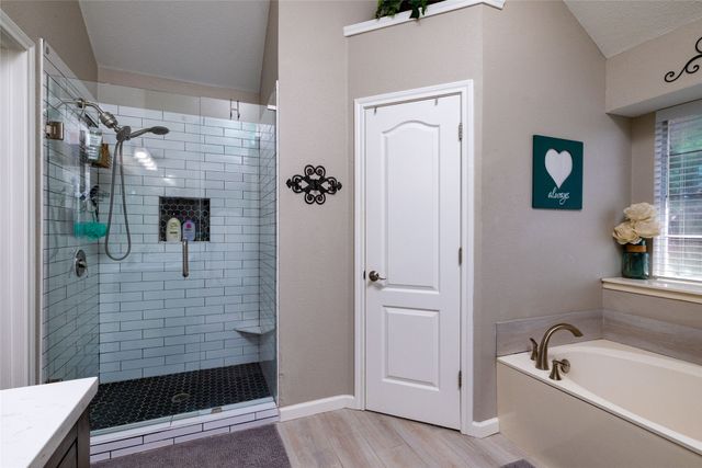 966 Cassion Drive, Lewisville, TX 75067
