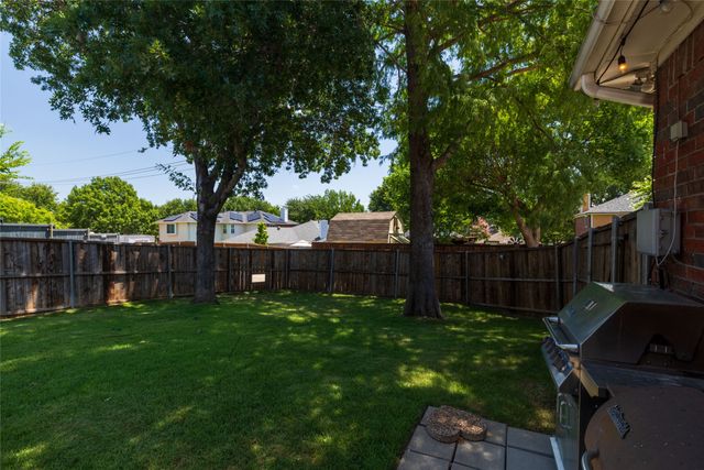966 Cassion Drive, Lewisville, TX 75067