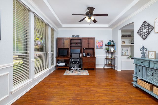 966 Cassion Drive, Lewisville, TX 75067