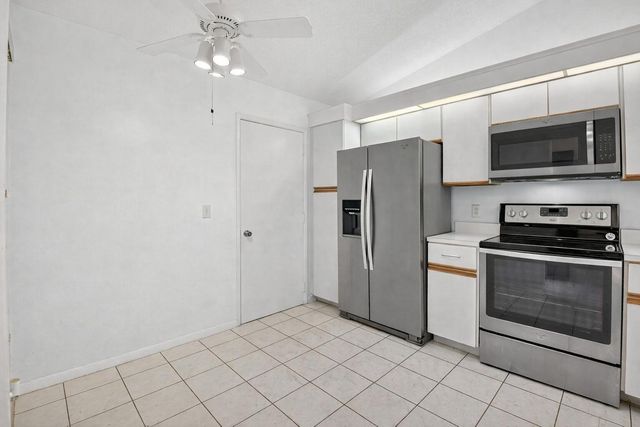 5477 Atlantic Palm Court B, Boynton Beach, FL 33437