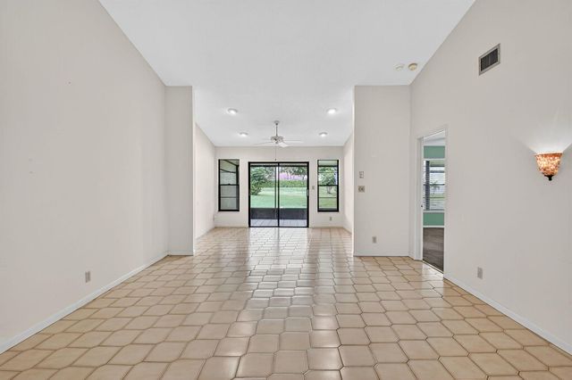 5477 Atlantic Palm Court B, Boynton Beach, FL 33437