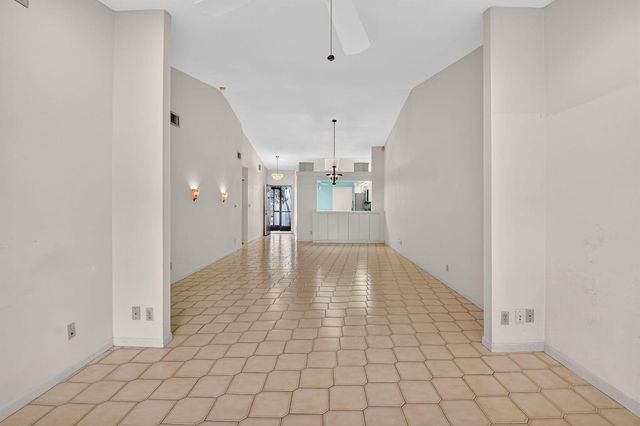 5477 Atlantic Palm Court B, Boynton Beach, FL 33437