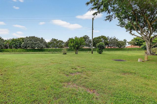 5477 Atlantic Palm Court B, Boynton Beach, FL 33437
