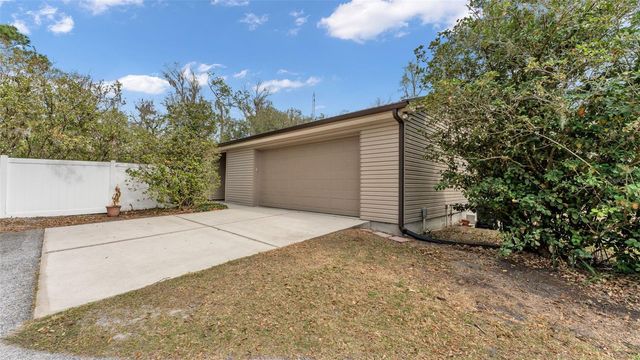 6400 FORESTWOOD DRIVE E, Lakeland, FL 33811