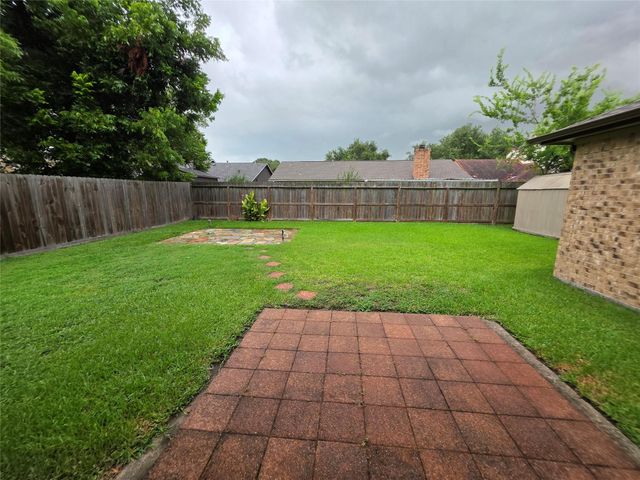 6607 Rockfield Drive, Pasadena, TX 77505