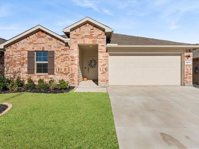 1377 Dillard Creek Drive, Fort Worth, TX 76247