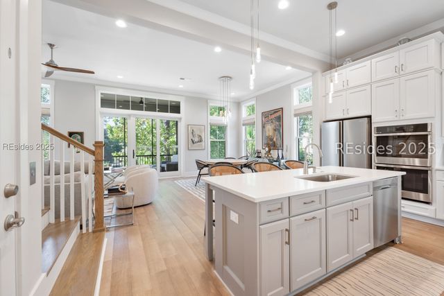 9 Grandview Ct, Hilton Head Island, SC 29926