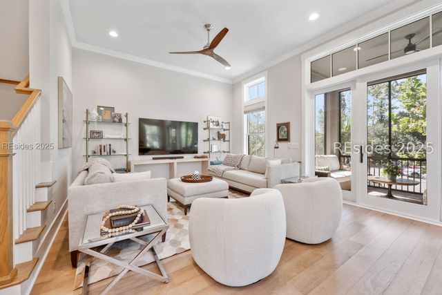 9 Grandview Ct, Hilton Head Island, SC 29926