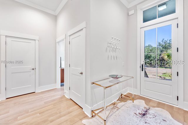 9 Grandview Ct, Hilton Head Island, SC 29926