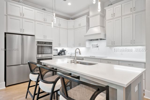 9 Grandview Ct, Hilton Head Island, SC 29926