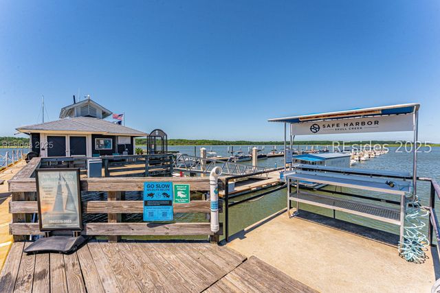 9 Grandview Ct, Hilton Head Island, SC 29926