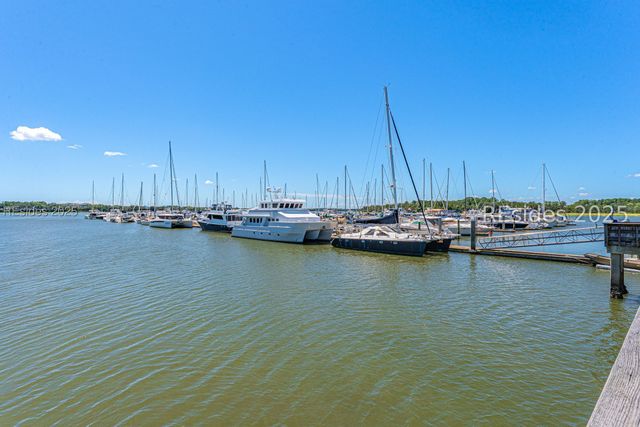 9 Grandview Ct, Hilton Head Island, SC 29926