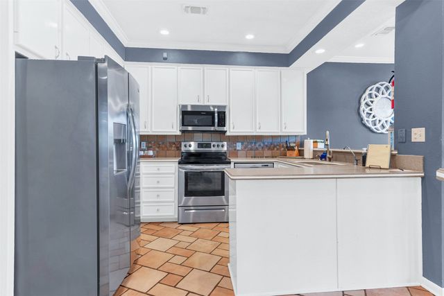 131 Greenway Bend, Pottsboro, TX 75076