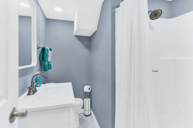 131 Greenway Bend, Pottsboro, TX 75076